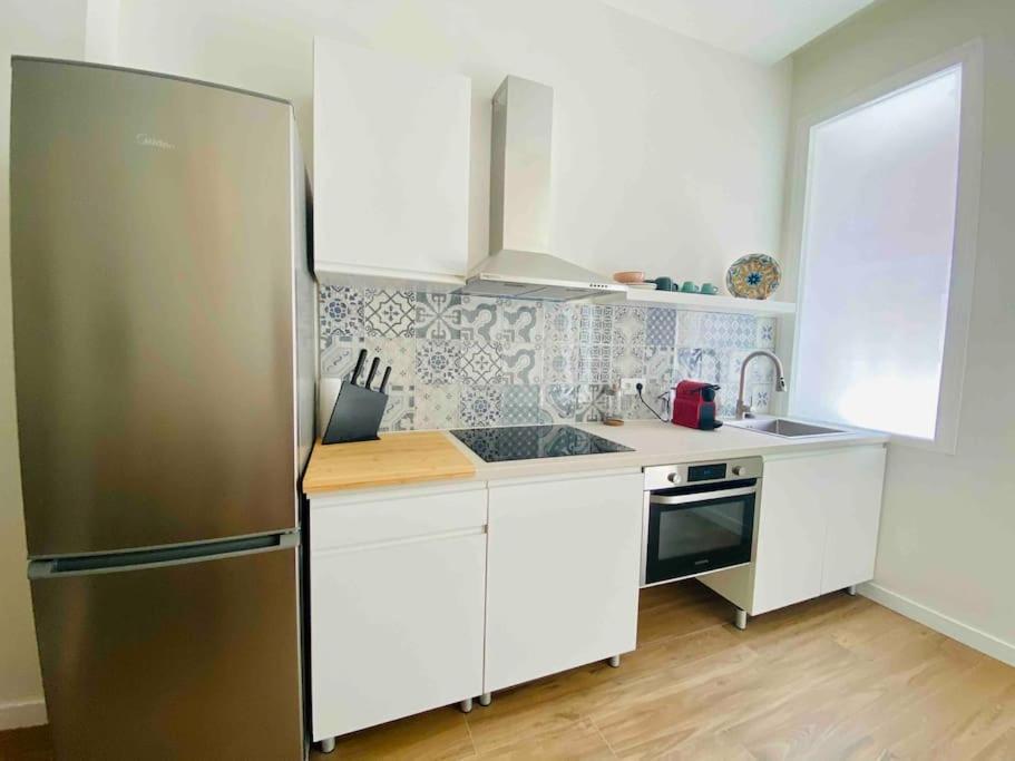 Studio Chic Avec Terrasse, Lumineux Et Calme 1 فالنسيا المظهر الخارجي الصورة