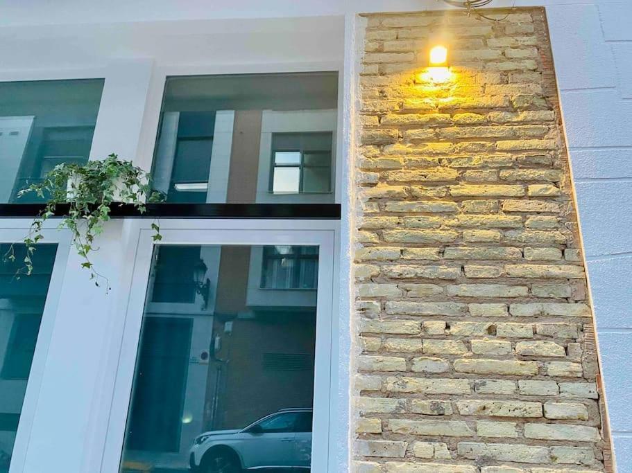 Studio Chic Avec Terrasse, Lumineux Et Calme 1 فالنسيا المظهر الخارجي الصورة